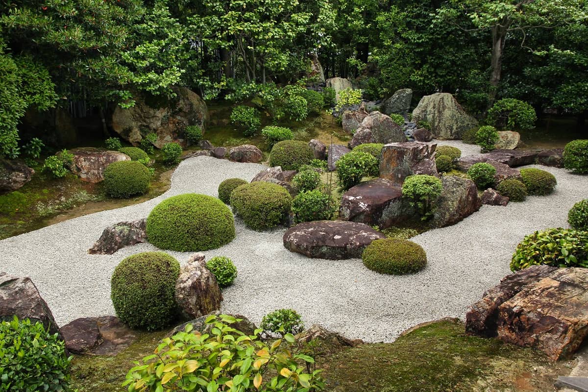 Make a Rock Garden - Zen garden in Kyoto